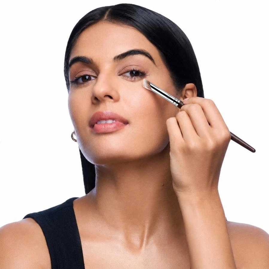 Cọ Che Khuyết Điểm BH Cosmetics Concealer Brush BH521